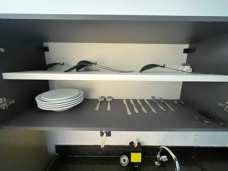 Flat Tolive One #812A